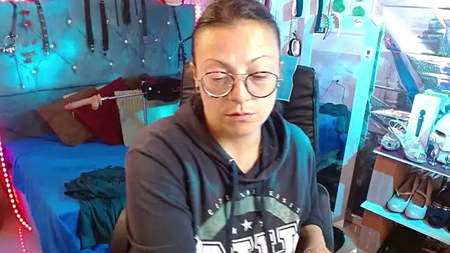 Susana Rojas online show from March 13, 2026, 11:54 pm