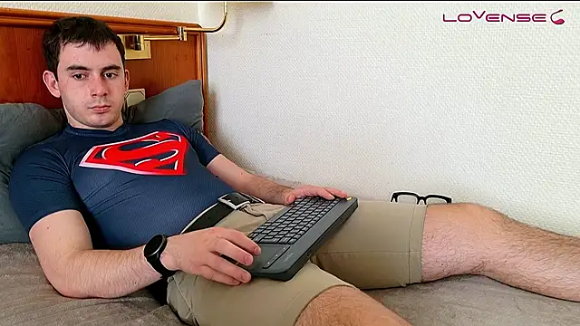 Snapshot of Tommy_Lidds chatting on May 31, 2026, 12:22 pm Tommy Lidds online show from May 31, 2026, 12:22 pm