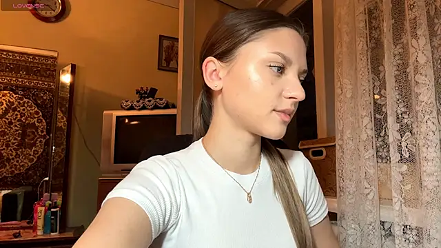 EnergeticMona online show from December 16, 2025, 2:10 pm