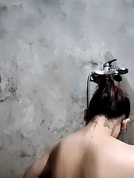 gigo-ulala online show from December 15, 2025, 1:17 pm