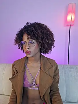 NaomiClay online show from April 9, 2026, 12:33 pm