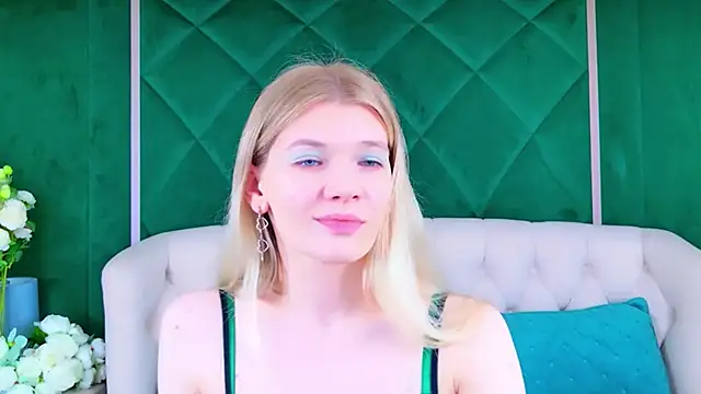 Vivien Hans online show from April 7, 2026, 3:58 pm