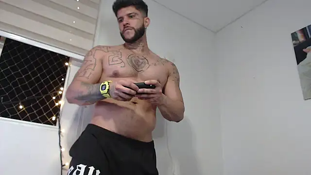 aron lavi online show from December 15, 2025, 3:01 am