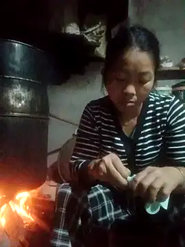 Snapshot of Amiluli chatting on February 1, 2026, 1:59 am Amiluli online show from February 1, 2026, 1:59 am