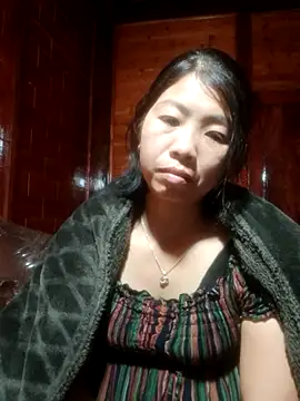 Snapshot of Amiluli chatting on February 27, 2026, 1:00 pm Amiluli online show from February 27, 2026, 1:00 pm