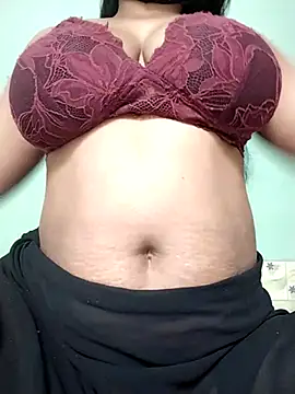 Uma-2 online show from February 17, 2026, 4:10 am