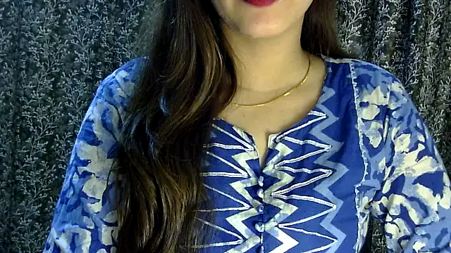 Snapshot of Exotic_tanvi chatting on May 5, 2026, 5:21 am Exotic tanvi online show from May 5, 2026, 5:21 am