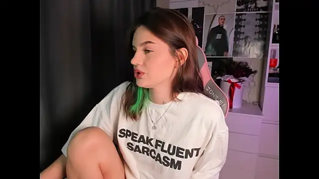 Snapshot of NikkieKitty chatting on January 14, 2026, 12:09 pm NikkieKitty online show from January 14, 2026, 12:09 pm