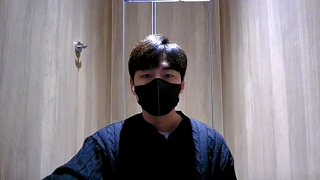 kimze7 online show from January 15, 2026, 6:50 am