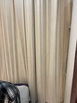 kimze7 online show from March 13, 2026, 8:25 pm