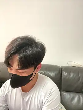 kimze7 online show from January 11, 2026, 12:50 am