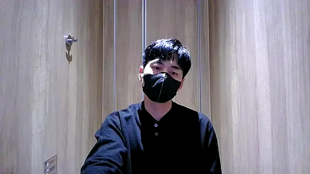 kimze7 online show from March 13, 2026, 6:40 am