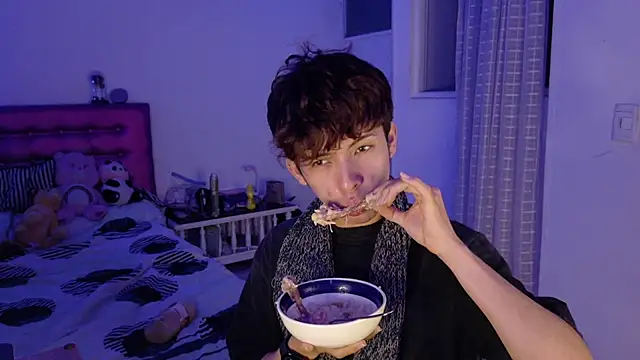 Dani Dancer online show from April 12, 2026, 2:26 am