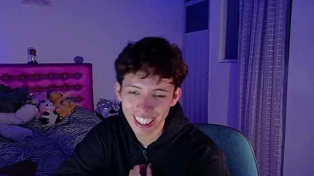 Dani Dancer online show from February 27, 2026, 12:33 am