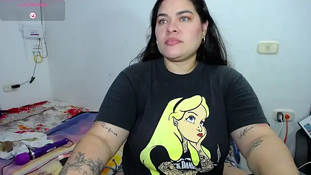 NinaFuentes2X online show from July 27, 2026, 1:45 am