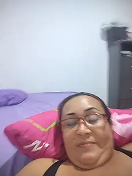 Nini Love  online show from March 19, 2026, 2:55 am