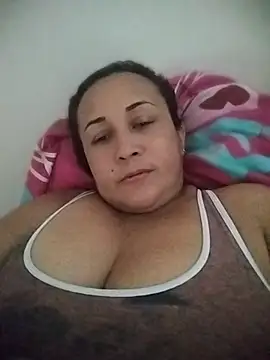 Snapshot of Nini_Love_ chatting on May 18, 2026, 4:34 pm Nini Love online show from May 18, 2026, 4:34 pm