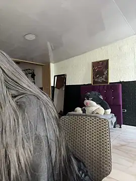 Snapshot of Agatta-X chatting on December 20, 2025, 3:04 pm Agatta-X online show from December 20, 2025, 3:04 pm