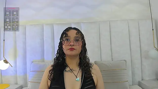 Im TaraBlack online show from December 19, 2025, 3:43 am