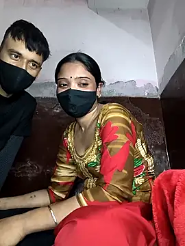 couplegk71 online show from February 10, 2026, 6:29 pm