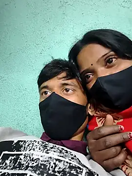 couplegk71 online show from January 18, 2026, 12:52 pm