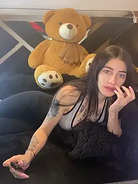 Snapshot of Moon_Magic666 chatting on February 25, 2026, 2:56 am Moon Magic666 online show from February 25, 2026, 2:56 am