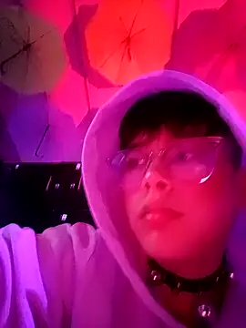 LyamMarven01 online show from December 14, 2025, 5:02 am