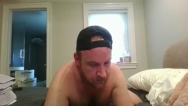 Snapshot of BeefyNcloudy chatting on June 6, 2026, 8:03 pm BeefyNcloudy online show from June 6, 2026, 8:03 pm