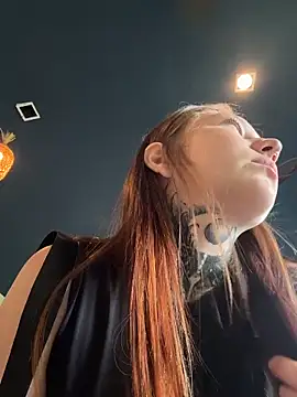 FionaMurr online show from February 26, 2026, 4:45 am