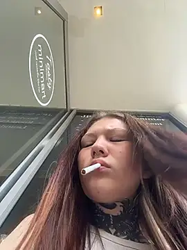 FionaMurr online show from February 13, 2026, 6:02 am