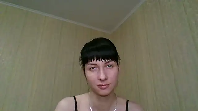 -Huntress- online show from December 16, 2025, 7:29 pm