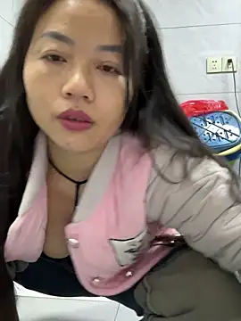 Snapshot of cmvoo chatting on December 16, 2025, 1:43 am cmvoo online show from December 16, 2025, 1:43 am