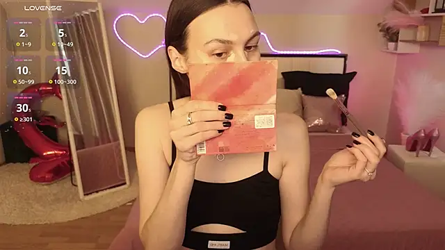 MaxinCarroll online show from February 20, 2026, 12:29 pm