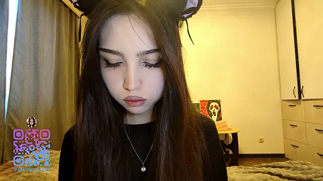 Qwami Amie online show from February 10, 2026, 8:57 am