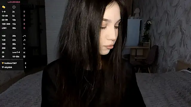 Qwami Amie online show from May 16, 2026, 6:23 am