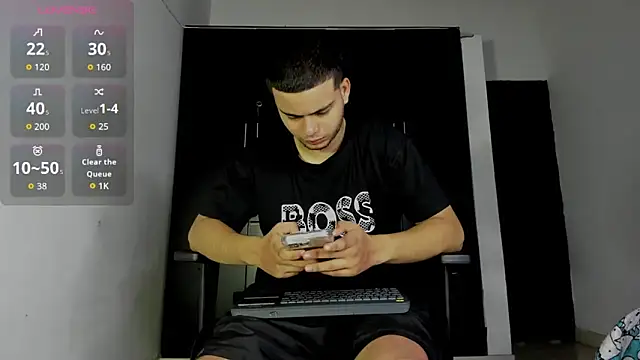 Snapshot of Liam_Mateo chatting on December 22, 2025, 3:50 am Liam Mateo online show from December 22, 2025, 3:50 am