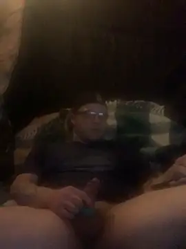 Snapshot of Ldnick69 chatting on February 10, 2026, 7:35 pm Ldnick69 online show from February 10, 2026, 7:35 pm