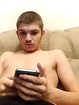 Snapshot of BradPierce chatting on December 17, 2025, 8:47 pm BradPierce online show from December 17, 2025, 8:47 pm