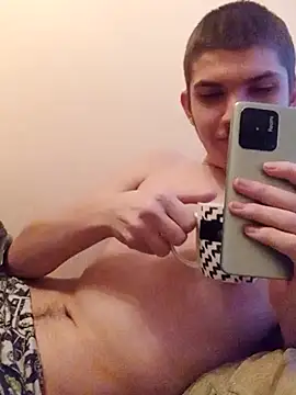 Snapshot of BradPierce chatting on December 18, 2025, 9:03 am BradPierce online show from December 18, 2025, 9:03 am