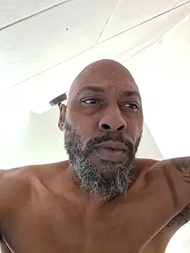 Snapshot of Rizzle9800 chatting on December 18, 2025, 5:23 am Rizzle9800 online show from December 18, 2025, 5:23 am