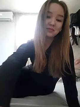 SherrylShaw online show from December 20, 2025, 10:40 am