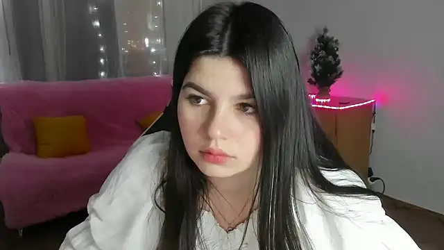 Snapshot of KisaModel chatting on February 8, 2026, 1:14 am KisaModel online show from February 8, 2026, 1:14 am