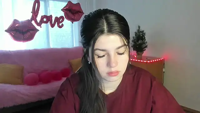 Snapshot of KisaModel chatting on February 22, 2026, 7:55 am KisaModel online show from February 22, 2026, 7:55 am