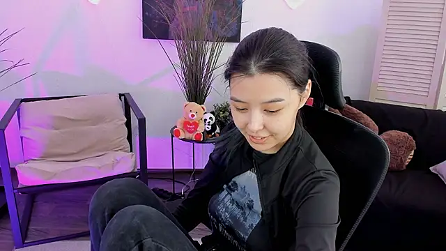 SirenMystiq online show from March 5, 2026, 7:16 am