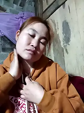 Snapshot of -myaa- chatting on February 3, 2026, 1:05 am -myaa- online show from February 3, 2026, 1:05 am