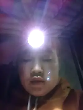 Snapshot of -myaa- chatting on February 8, 2026, 11:46 pm -myaa- online show from February 8, 2026, 11:46 pm