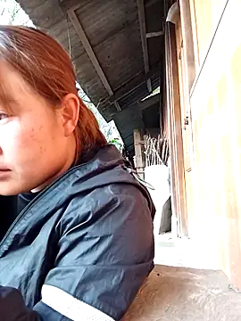 Snapshot of -myaa- chatting on February 16, 2026, 10:14 am -myaa- online show from February 16, 2026, 10:14 am