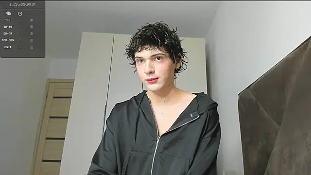 colestorm  online show from July 17, 2026, 8:06 pm
