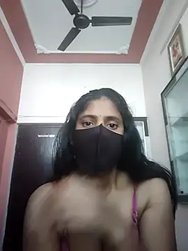 Snapshot of kanika05 chatting on February 5, 2026, 9:27 am kanika05 online show from February 5, 2026, 9:27 am