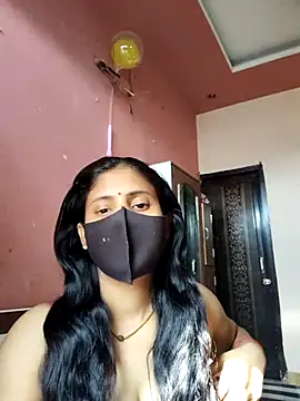 Snapshot of kanika05 chatting on January 15, 2026, 8:18 am kanika05 online show from January 15, 2026, 8:18 am